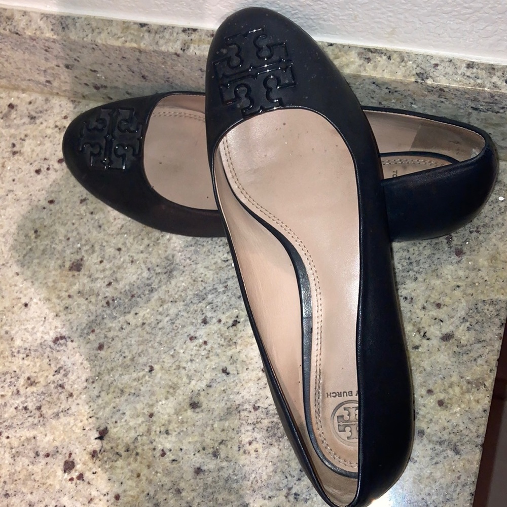 Black Tory Burch size 10 flats